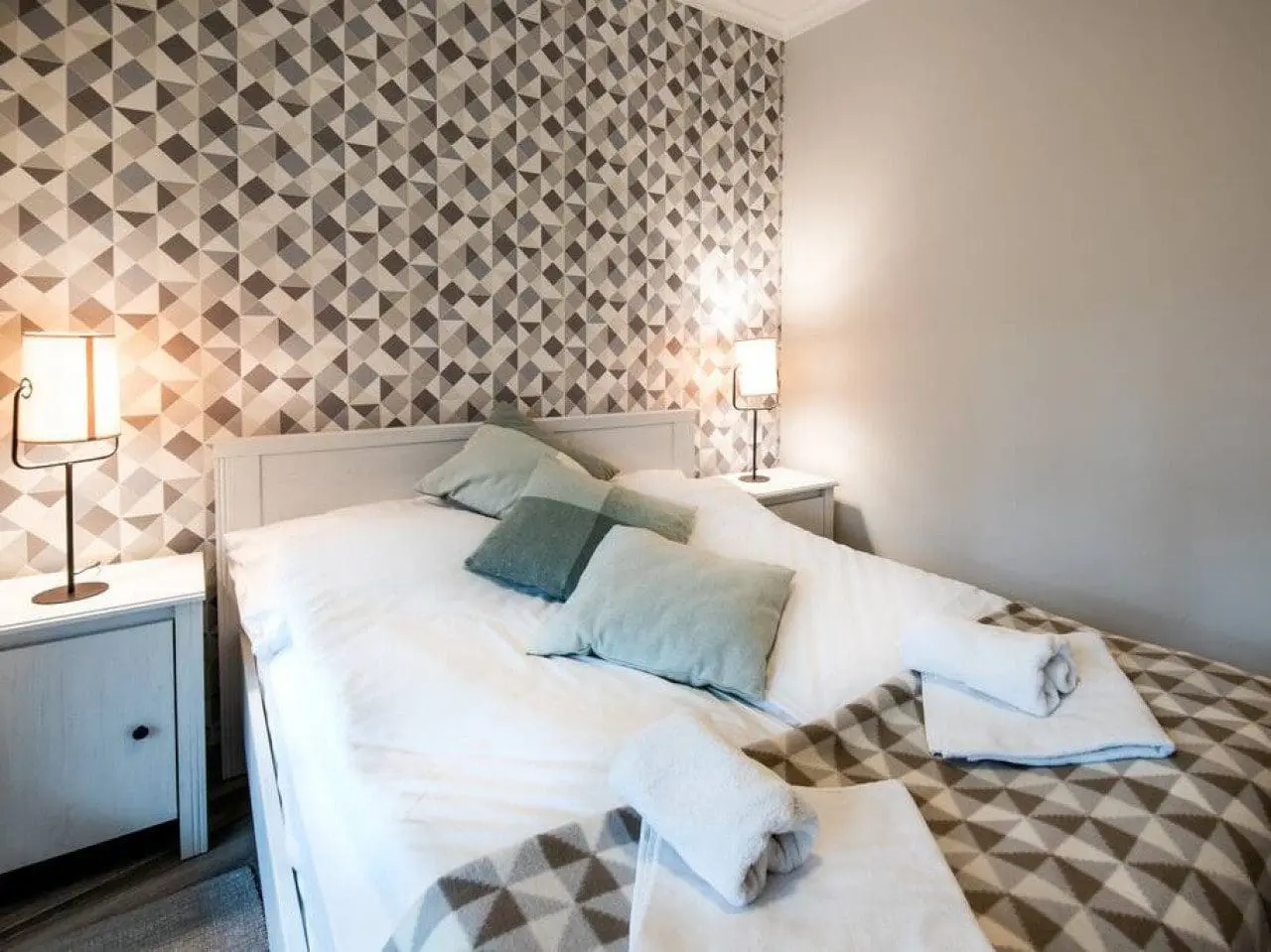 70594 215310 TsA2wFzivR1zXDl6CEIUEp79oGltd676Kkwu0V7fP2Q 655f70b62b19c.jpg