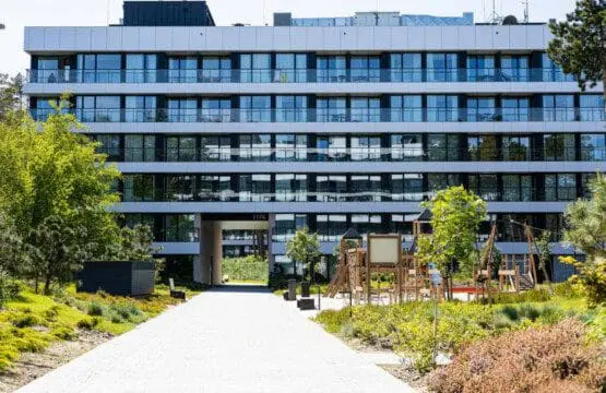 70594 215334 4Zh0RAJPAgVf6Vpuze3wje0znYL5wzPV5uEsBai6ADE 655f773390f0b.jpg