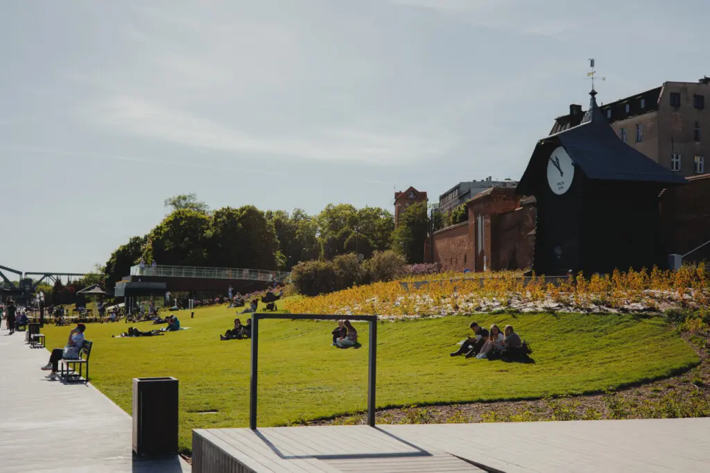 70594 275220 BbOGFWK7oXV n3yhHJgv5nKH7yCsU9aF4eCuZl9lSJw 6659a1f0176f9.jpg