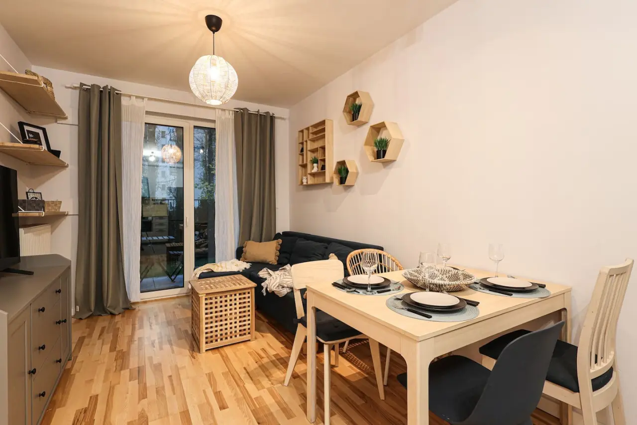 70594 224906 R39gy TjRsMF Ar J6wc6qPVO9UemtJxF2vcpsV3z0w 65a5216620a40.jpg