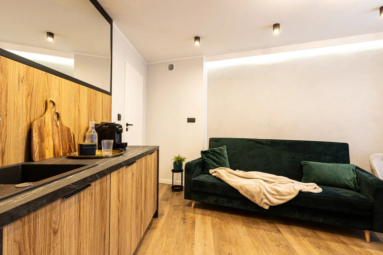 70594 271500 J1aiTCbykt75gW70p 0RPazImxyOnt2gRK 9q avoc 664d16afa3f62.jpg