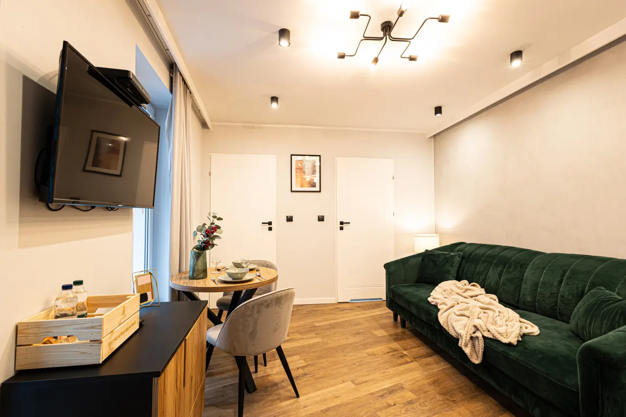 70594 271501 NvZ 63anxtfnyhrdhGntsph6V5FgI4NjvVIxu Y16SY 664d145a2679b.jpg