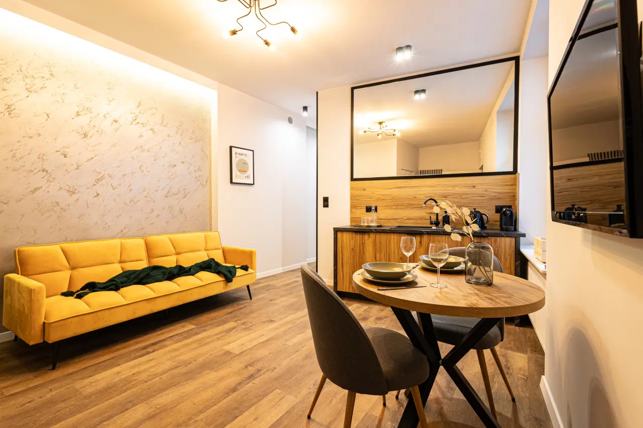 70594 275220 HwS0YOAOh2xo1Ri2hSMjwC8o6uLP8NZUm tQru7e4s 6659a10c3fd4a.jpg