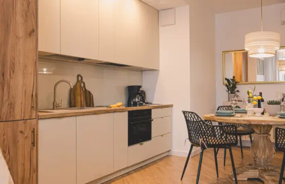 70594 350203 j 99L1jN1VFshAcAEVCLfe990a3 d Y5bB7Q5VD3iHY 678825fe6e67d.jpg