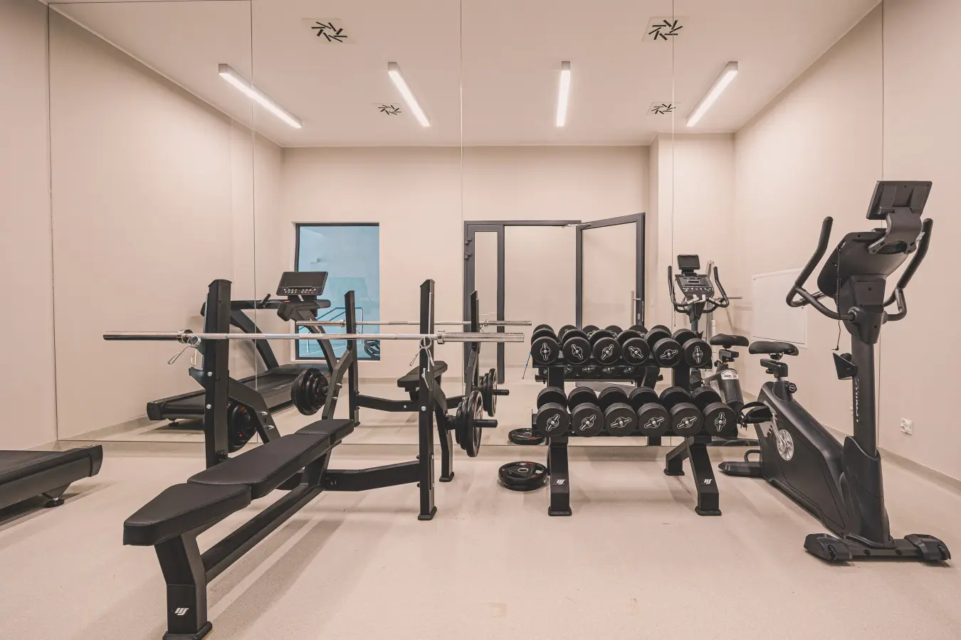 70594 215319 UhaMqrVEz6Ybb8d0UWh0sgIaWUnc9aunP ZqrWS3pys 67a3d40aef586.jpg