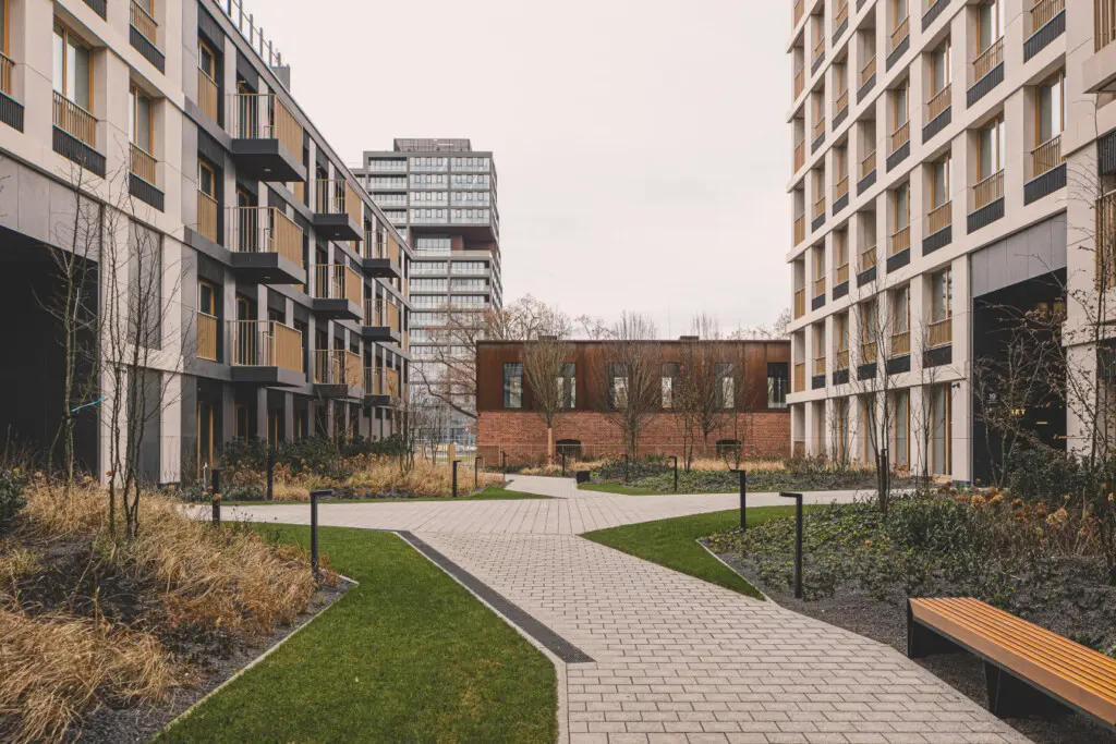 70594 354925 vhrDnA Yh8JAUfLPkZbsDWqz3aMnBJo0JNnAqIIhfQ 679957b1cf13b.jpg