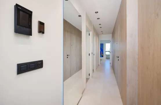 70594 381007 0rAk mVDuqBftSkGdry1qG9Ze RwDsKbXZ1oxLjUF4 67f90bc033ada.jpg