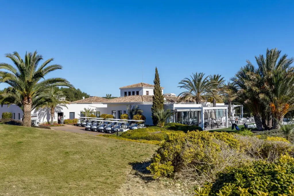 70594 381007 0s4yGb9GtACLQCDADtjJbA5hUsABWxdRtuyJk9JlTmc 67f90b90247c5.jpg