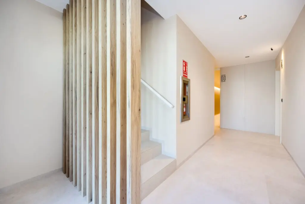 70594 381007 1fvvWyk4sRe vVvfFDGhqKFHn7FS0F2R BJYX6mj94 67f90b9ea5400.jpg