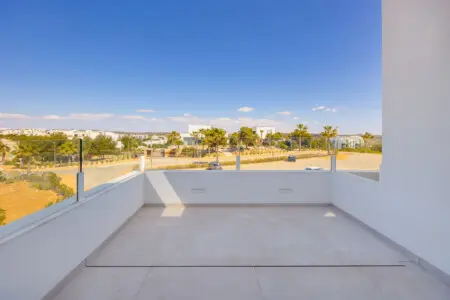 70594 381007 xrsUvT2c91InmJ2YGdWb9po88g8KVsJAZjwslh jg04 67f912a05183f.jpg