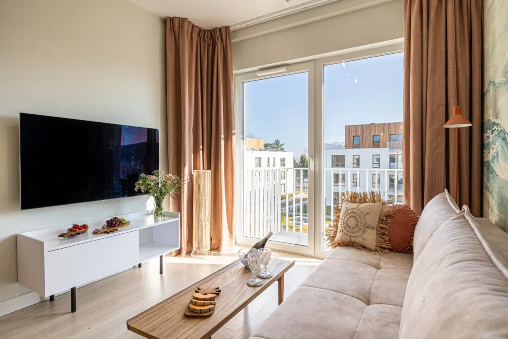 70594 382392 8L7CXXkBYtcaSOLnQ RmHCP9DHJtLDQF84ZXzdzSFw4 68002ea7ed685.jpg