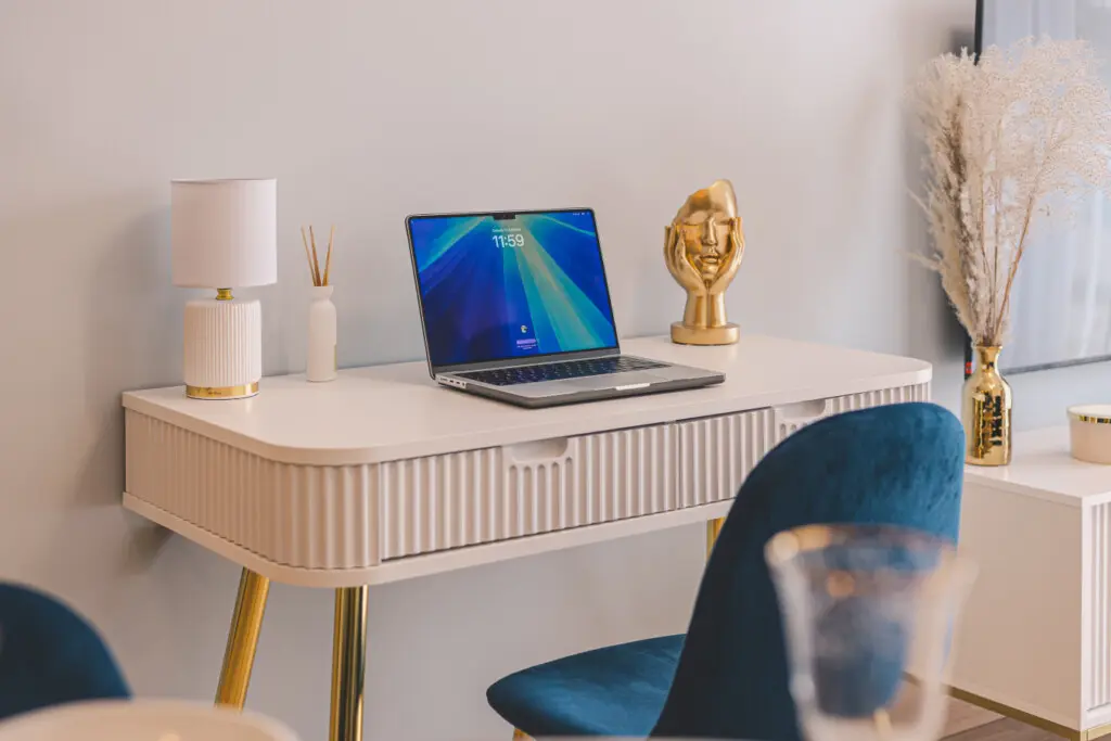 70594 386479 W BuIOeVq0WTKbebVJBzPAjUPbT6JjTLLK1UWRu6ba0 68178ab367716.jpg