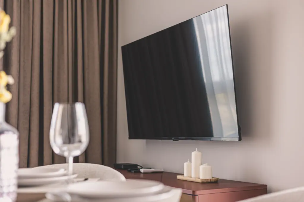 70594 386846 95JOSOf1wzAoxouC06TGjgKhUqvtF 2lVbMTi6etF8o 68179751ed9d2.jpg