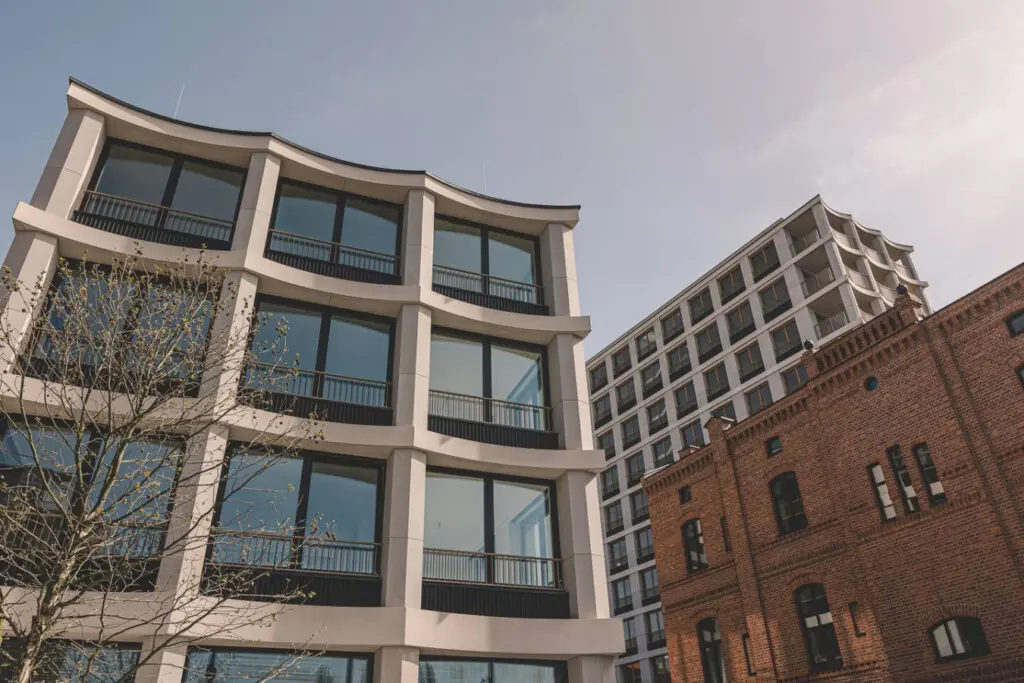 70594 392938 mXXL4ua 0Ucy8ecSav1AnvGb1pN2i0T73m k6v Iu5c 682b0168e0caa.jpg