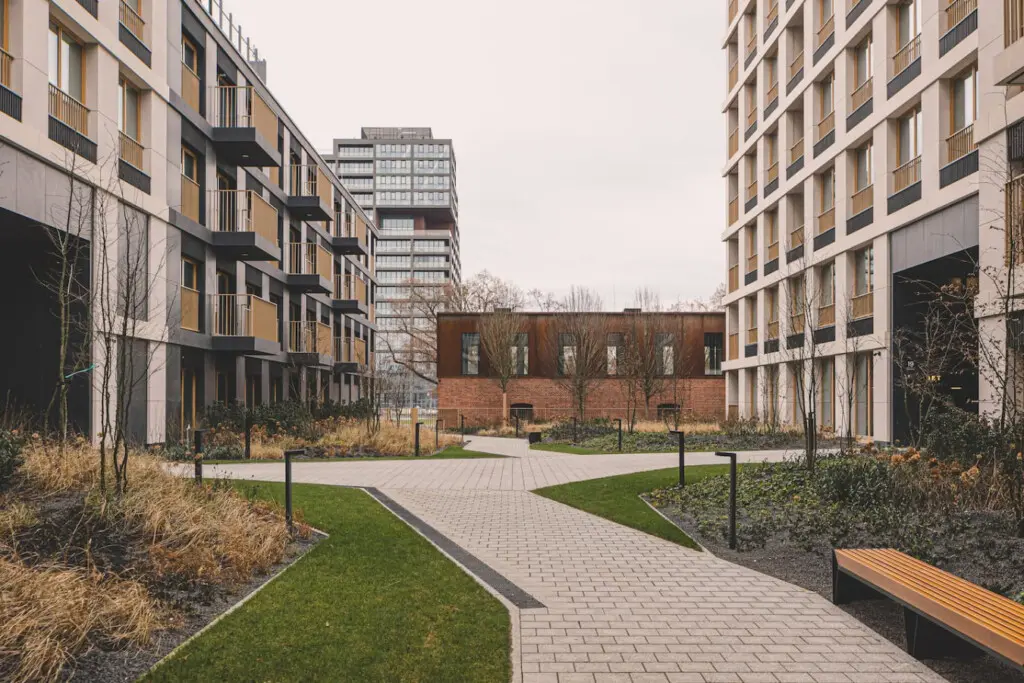 70594 410733 0I52jEDvXCLjxS9HrKsGJIWEVmwJ1c2JI4GuMGVV iQ 686d0cfc828fc.jpg