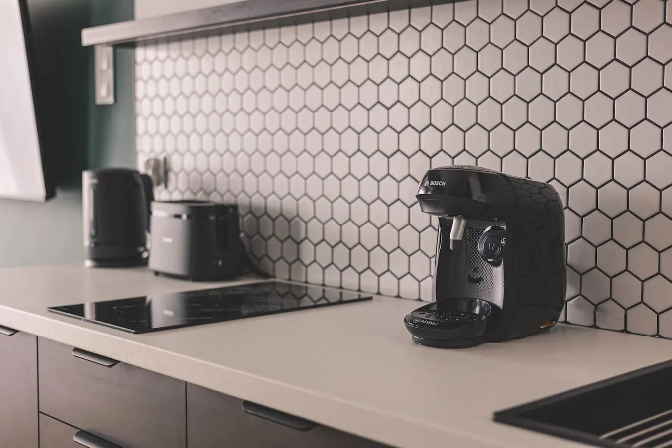 70594 410733 yY8xeKbukOZL12WRTuOFe0eHFEu QQKcJkARUhFkRQU 686d0cfa0b712.jpg