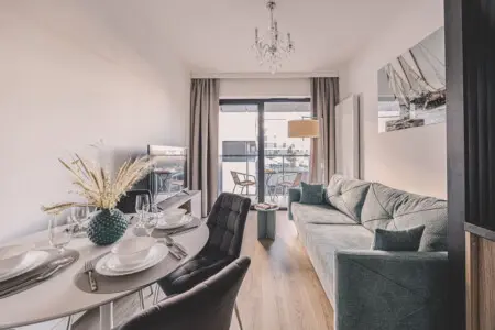 70594 417796 bgc2A3zdILtriQXF YI2f82gnDFsqJTKTlRN4AEjafI 6888b23dd60bf.jpg