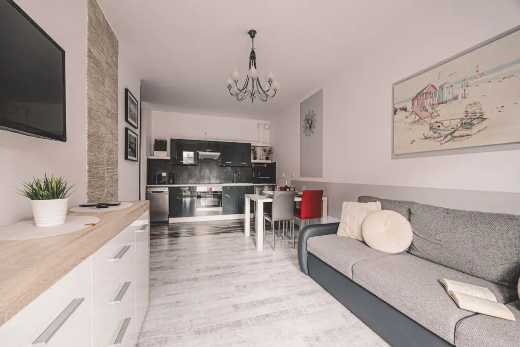 70594 420822 CGKkTwzStx vMtjrcgmb4idPh1lR3dwAc9HW03ler6g 689398c498b46.jpg