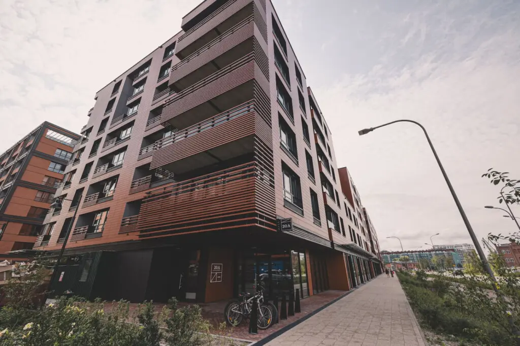 70594 420824 jLlxZtVdYlAsfTTfmE9SilnWAjFbyaLdoLBgqra 0L8 6895d8e98708e.jpg