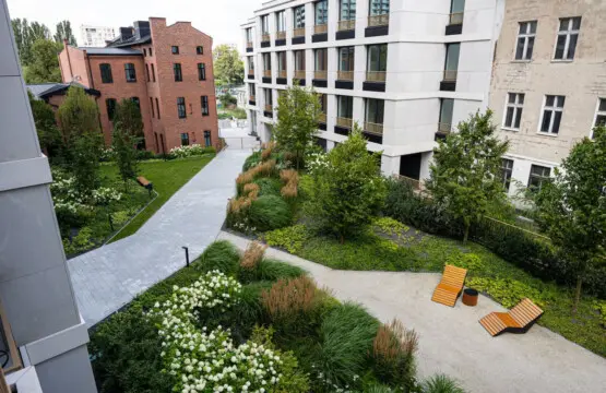 70594 422710 nQoZpGyEixC GMJxOA 1qAOVnAdTFNFS8DG9mLtunJc 689b3b73aef82.jpg