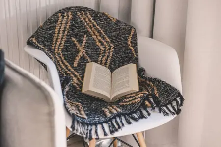 70594 433623 56zZetsaMkS b28qx95rKkElHdLESEtEwftLSB615vY 68c9b96dc242e.jpg