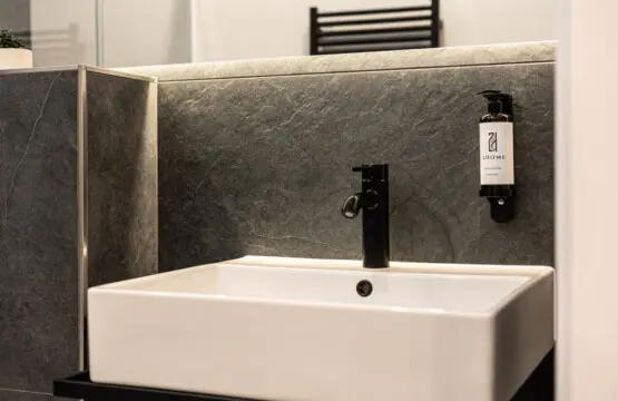 70594 445954 ZiHO8Tp19k3udLoOvp7Oo VbB8Z6BFyGu XGWDnmtyM 68ff9a4156cc8.jpg