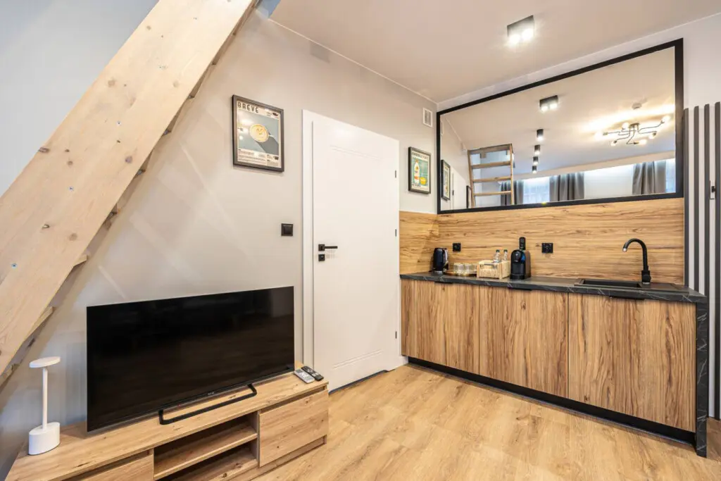 70594 445954 f6eaaIls8g pyTb8LNgDfzm7ngwH SnkTia3zdRdxzc 691881298be82.jpg