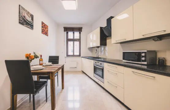 70594 446133 fpnzVrh2NTzDsTl lG67WudqbM vMPxpdcu0A54gg 6903c92277eab.jpg