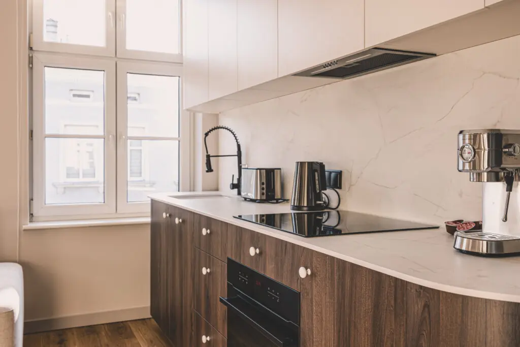 70594 453716 YYRDNtiueiBeBi37XU2cHmetVqLe7R twrhBDpmaZzQ 692468991b837.jpg