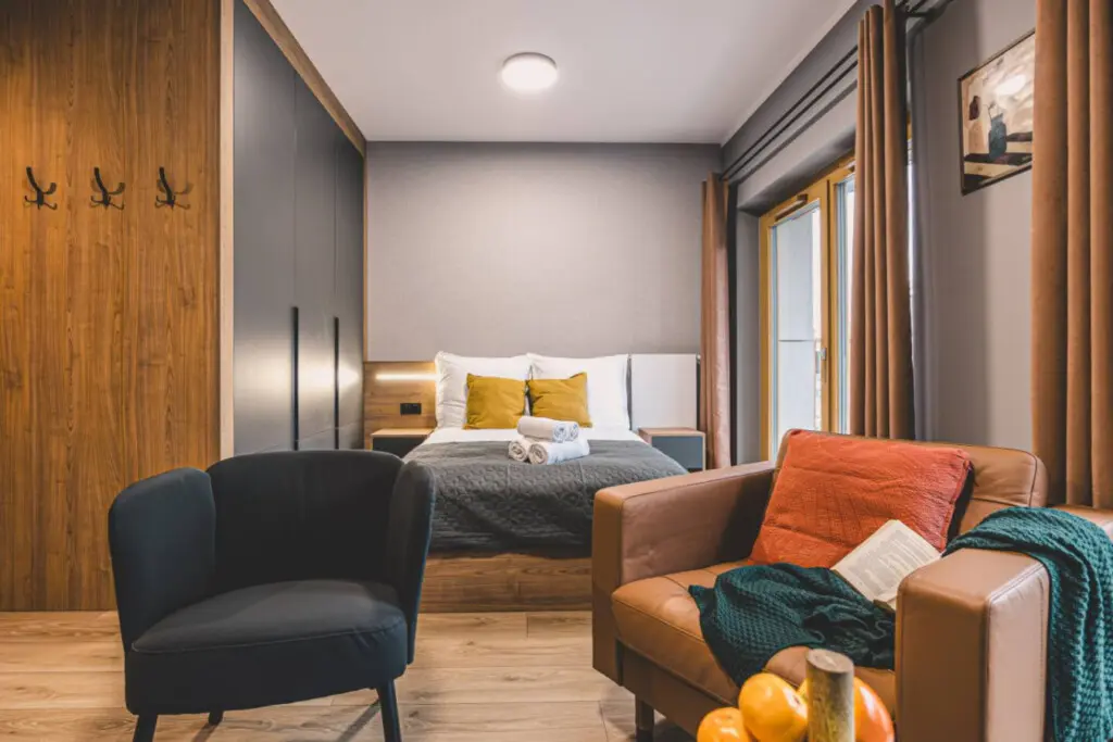 70594 459866 e DL cCJWwaX1IXP2UkmfkM uwyoQBMzPHu VqLM 692eba8ab22b6.jpg