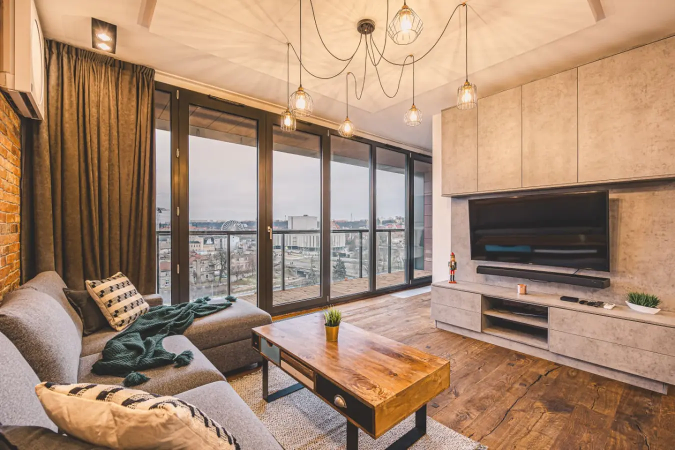 70594 467885 7VNeMWlbxdjh7f1sLN3wpKgYkV 0FfyVQ304E4SYC7Y 695447c4b5ad8.jpg