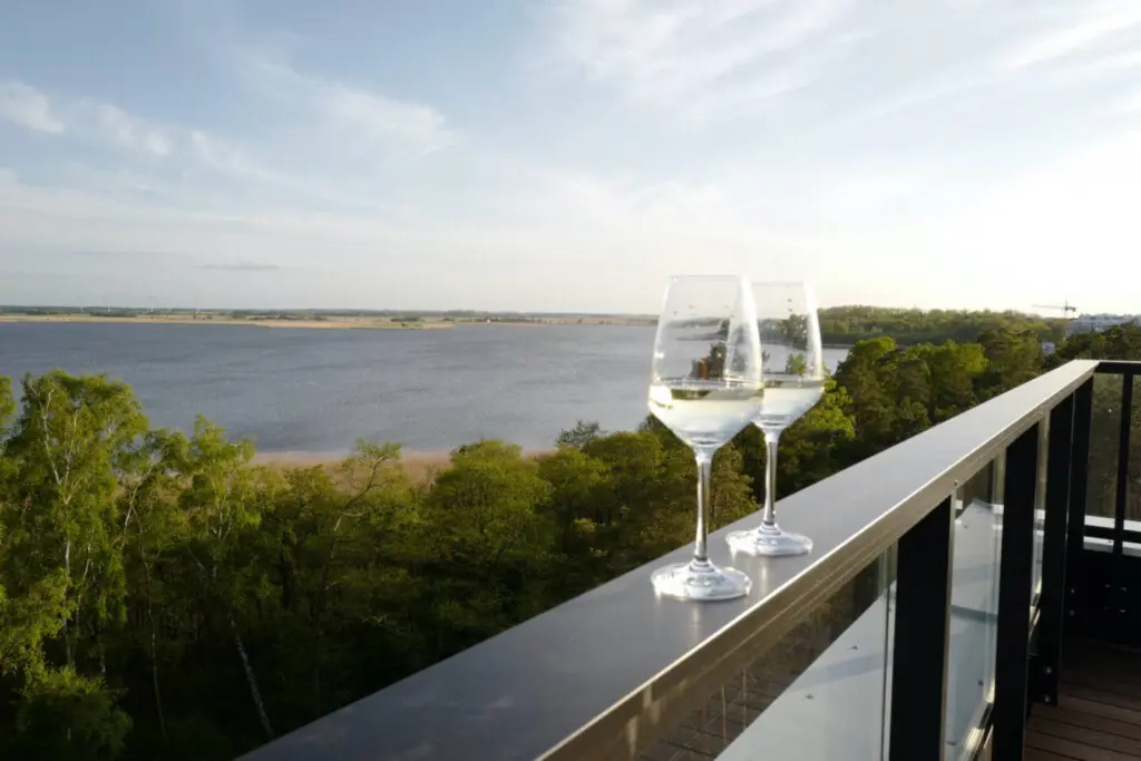 70594 497267 C20T8hYim4Jkh7N1 O5oC6e9IAAtNSxGb01ZUr52mZo 69b703a26ff3a.jpg